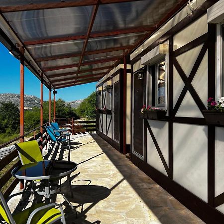 Glamping Lovcen Villa Njegusi Eksteriør billede